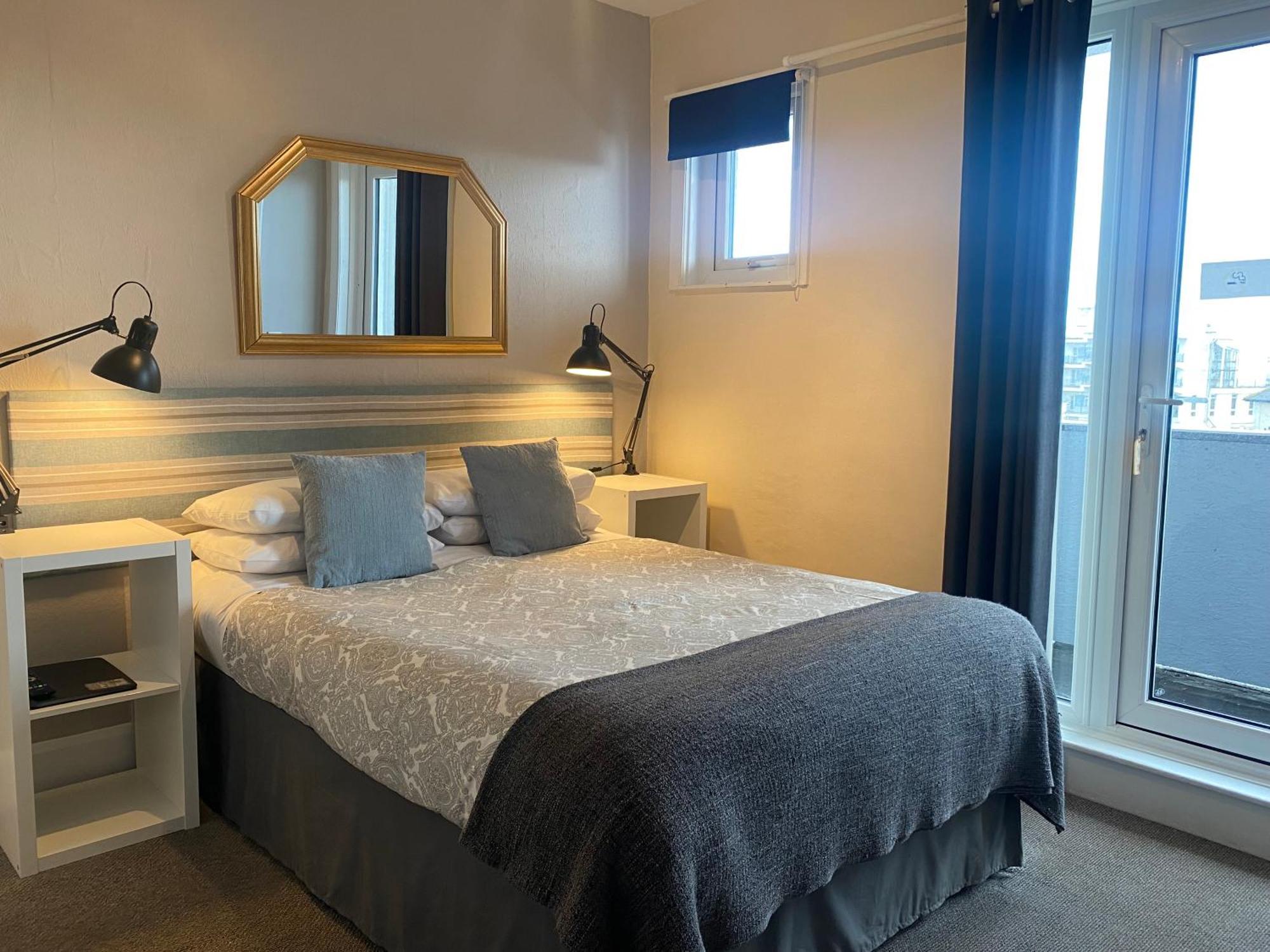 Marlborough Hotel Shanklin Esterno foto
